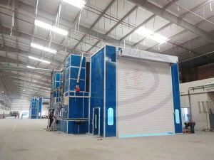 Sistema di raffreddamento per ridurre la temperatura della cabina di spruzzatura dell'acqua calda